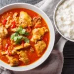 Asian,Chicken,Curry,In,A,Sauce,Consisting,Of,Onion,,Ginger,